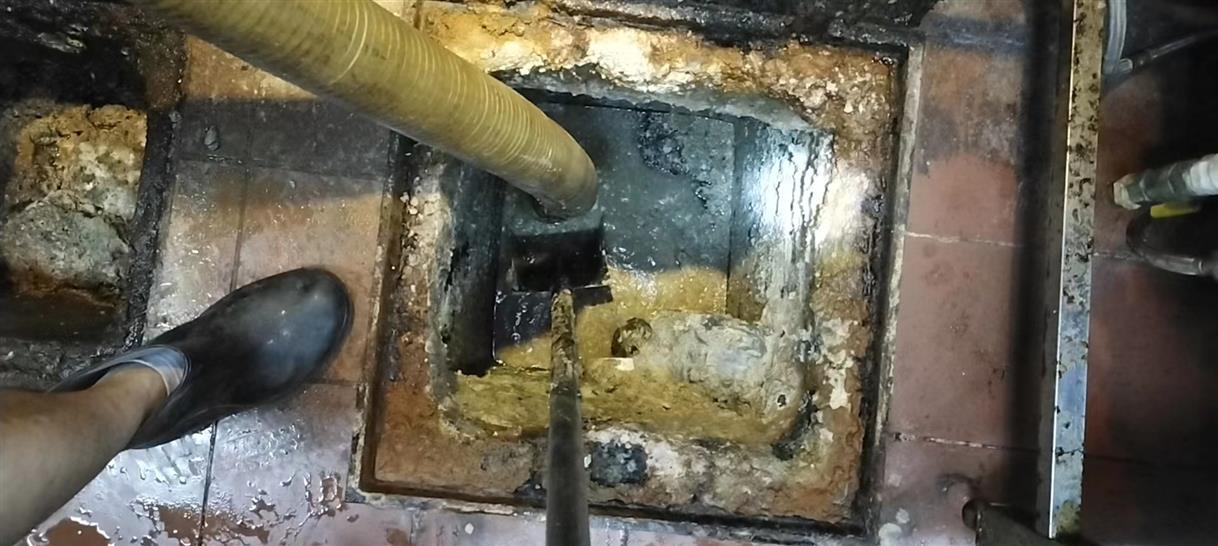 新州镇化油池清理-污水池清掏