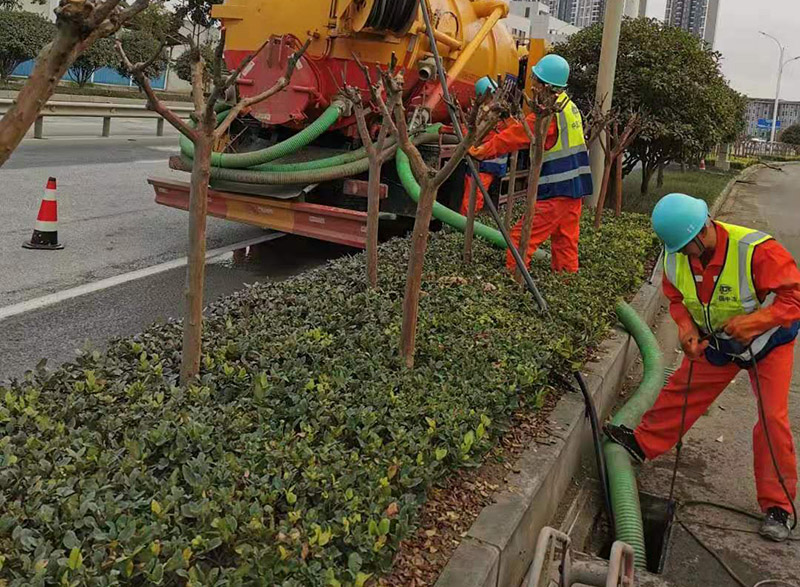 新州镇市政管道清淤
