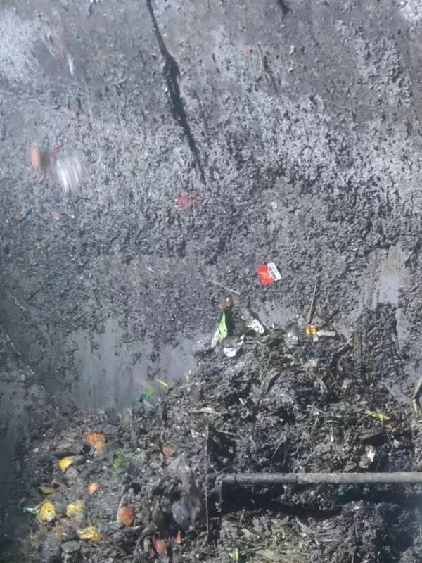 新州镇污水池清理