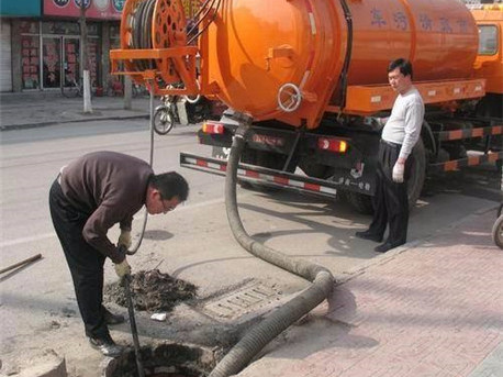 新州镇清掏化粪池，健康生活从这里开始
